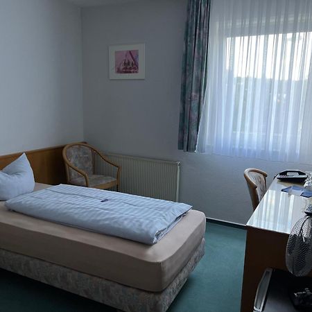 Niebuhrs Hotel Friedrichsdorf Δωμάτιο φωτογραφία
