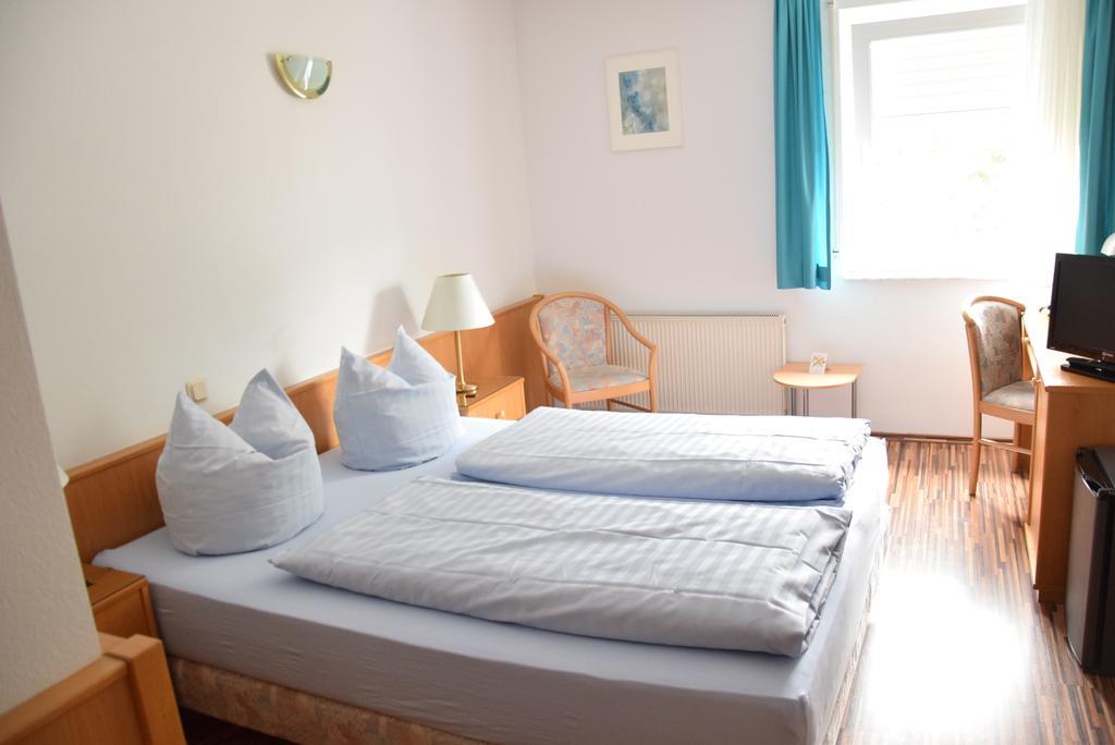 Niebuhrs Hotel Friedrichsdorf Εξωτερικό φωτογραφία