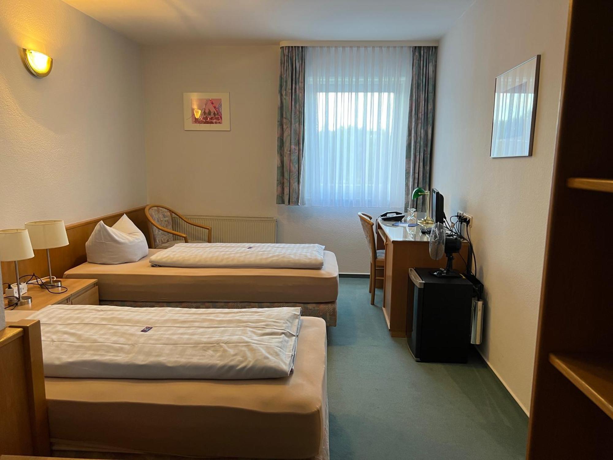 Niebuhrs Hotel Friedrichsdorf Δωμάτιο φωτογραφία